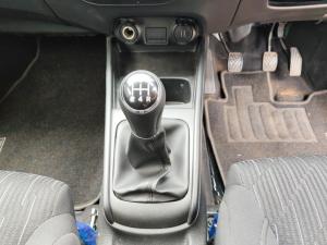 Toyota Rumion 1.5 SX manual - Image 12