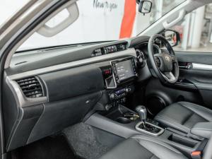 Toyota Hilux 2.8GD-6 48V double cab Raider - Image 7