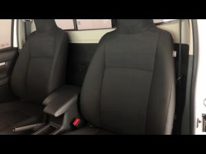 Toyota Hilux 2.4GD-6 single cab Raider auto - Image 11