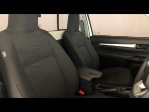 Toyota Hilux 2.4GD-6 single cab Raider auto - Image 12