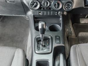 Toyota Hilux 2.4GD-6 double cab 4x4 Raider X auto - Image 9