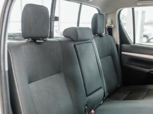 Toyota Hilux 2.4GD-6 double cab 4x4 Raider X auto - Image 12