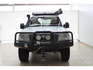 Toyota Land Cruiser 100 GX 4.5P - Image 4