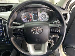Toyota Hilux 2.8GD-6 double cab 4x4 Raider auto - Image 8