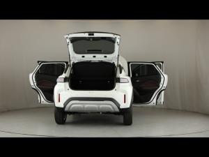 Toyota Starlet Cross 1.5 XR auto - Image 24