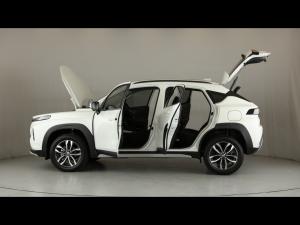 Toyota Starlet Cross 1.5 XR auto - Image 26