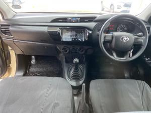 Toyota Hilux 2.4GD single cab S (aircon) - Image 6