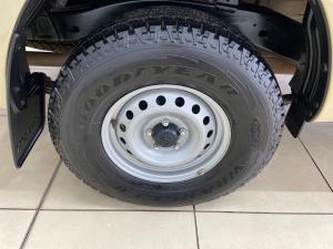 Toyota Hilux 2.4GD single cab S (aircon) - Image 17