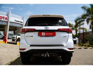 Toyota Fortuner 2.4GD-6 4x4 - Image 5