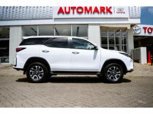 Toyota Fortuner 2.4GD-6 4x4 - Image 3