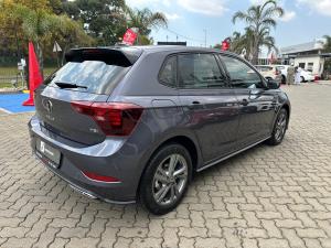 Volkswagen Polo hatch 1.0TSI R-Line - Image 2