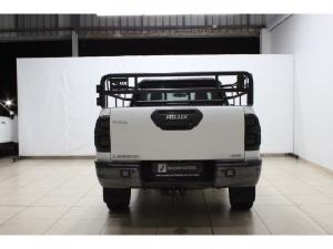 Toyota Hilux 2.8GD-6 Xtra cab 4x4 Legend manual - Image 5