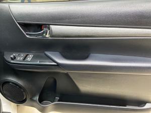 Toyota Hilux 2.8GD-6 Xtra cab 4x4 Legend manual - Image 25