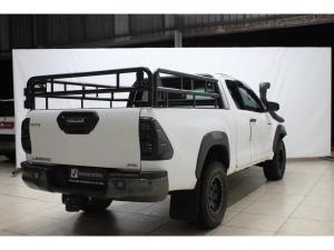 Toyota Hilux 2.8GD-6 Xtra cab 4x4 Legend manual - Image 2