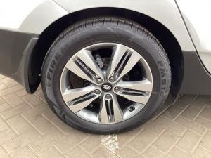 Hyundai ix35 2.0CRDi Elite - Image 19
