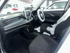 Suzuki Swift 1.2 GL+ manual - Image 7