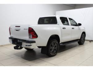 Toyota Hilux 2.4GD-6 double cab Raider manual - Image 2