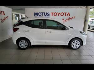 Hyundai Grand i10 1.2 Premium hatch - Image 3