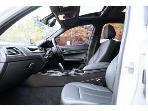 BMW 1 Series 120i 5-door auto - Image 7