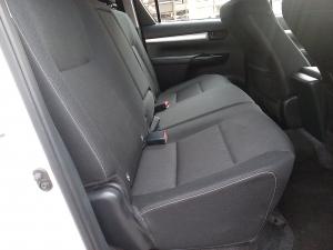 Toyota Hilux 2.4GD-6 double cab 4x4 Raider auto - Image 16