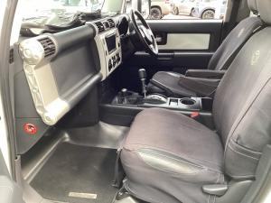 Toyota FJ Cruiser FJ Cruiser - Image 7