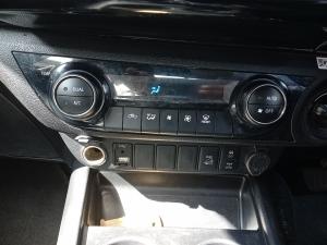 Toyota Hilux 2.8GD-6 double cab 4x4 Legend auto - Image 15