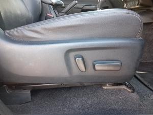 Toyota Hilux 2.8GD-6 double cab 4x4 Legend auto - Image 18