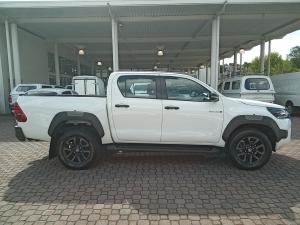 Toyota Hilux 2.8GD-6 double cab 4x4 Legend auto - Image 3