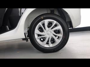Toyota Vitz 1.0 - Image 19