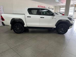 Toyota Hilux 2.8GD-6 double cab 4x4 Legend auto - Image 3