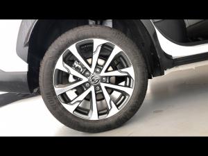 Toyota Corolla Cross 1.8 XR - Image 20