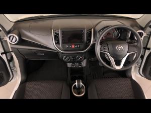 Toyota Vitz 1.0 XR auto - Image 6