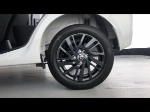 Toyota Vitz 1.0 XR auto - Image 19