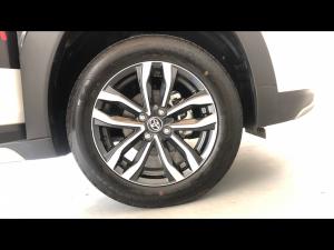 Toyota Starlet Cross 1.5 XR auto - Image 17