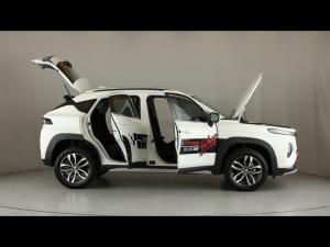 Toyota Starlet Cross 1.5 XR auto - Image 30