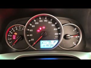 Toyota RAV4 2.0 GX auto - Image 9