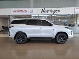 Toyota Fortuner 2.8GD-6 4X4 GR-S automatic - Image 3