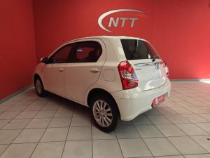 Toyota Etios 1.5 Xs/SPRINT 5-Door - Image 9