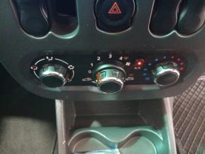 Nissan NP200 1.6 Safety PackS/C - Image 13