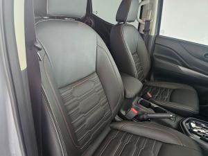 Nissan Navara 2.5DDTI PRO-2X automatic D/C - Image 6
