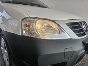 Nissan NP200 1.6 Safety PackS/C - Image 10