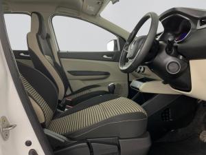 Renault Triber 1.0 Prestige / Intens AMT - Image 15