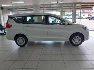 Toyota Rumion 1.5 SX - Image 6