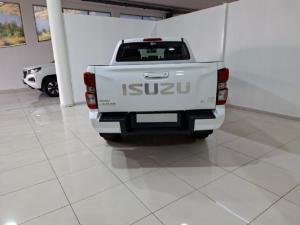 Isuzu D-Max 3.0TD double cab LS 4x4 manual - Image 5