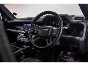 Land Rover Defender 110 D300 X - Image 11