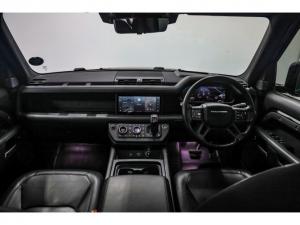 Land Rover Defender 110 D300 X - Image 13