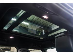 Land Rover Defender 110 D300 X - Image 19