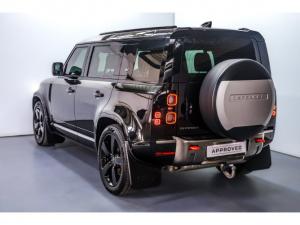 Land Rover Defender 110 D300 X - Image 7