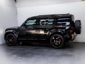 Land Rover Defender 110 D300 X - Image 8