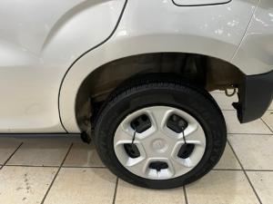 Suzuki S-Presso 1.0 GL manual - Image 8